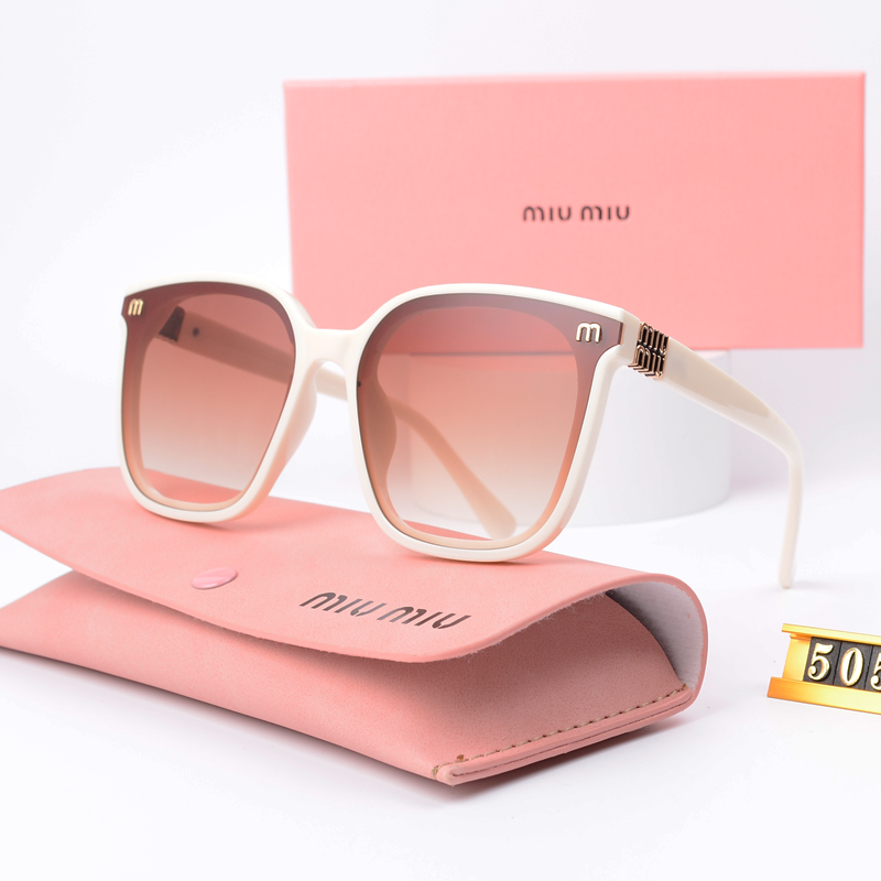 MIU MIU Sonnenbrillen