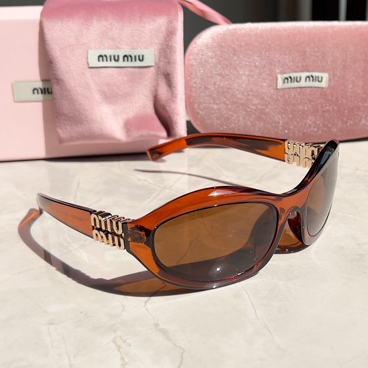MIU MIU Sonnenbrillen