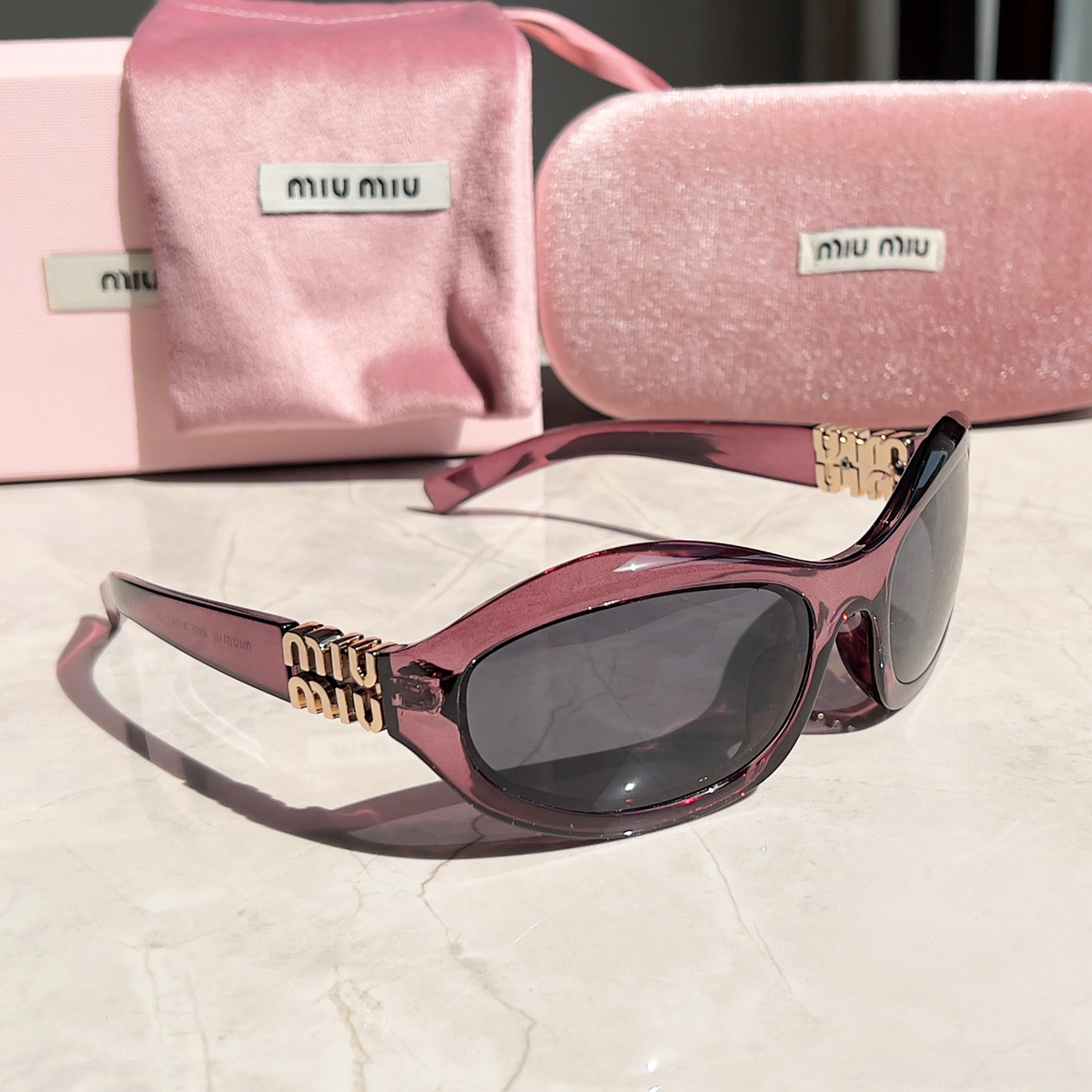 MIU MIU Sonnenbrillen