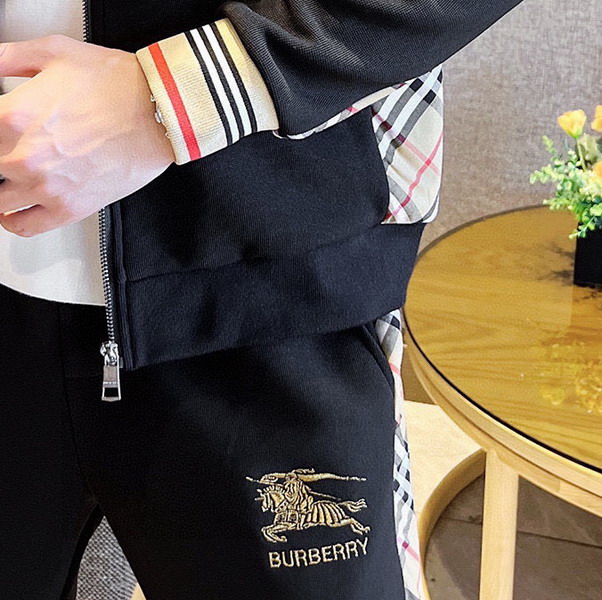 Burberry Trainigsanzug