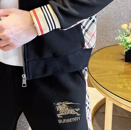 Burberry Trainigsanzug