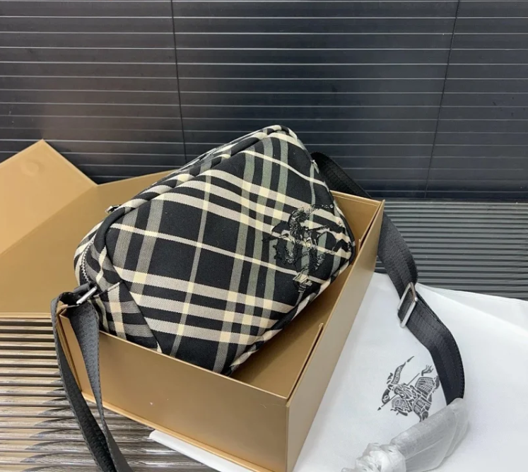 Burberry Luxus Bags