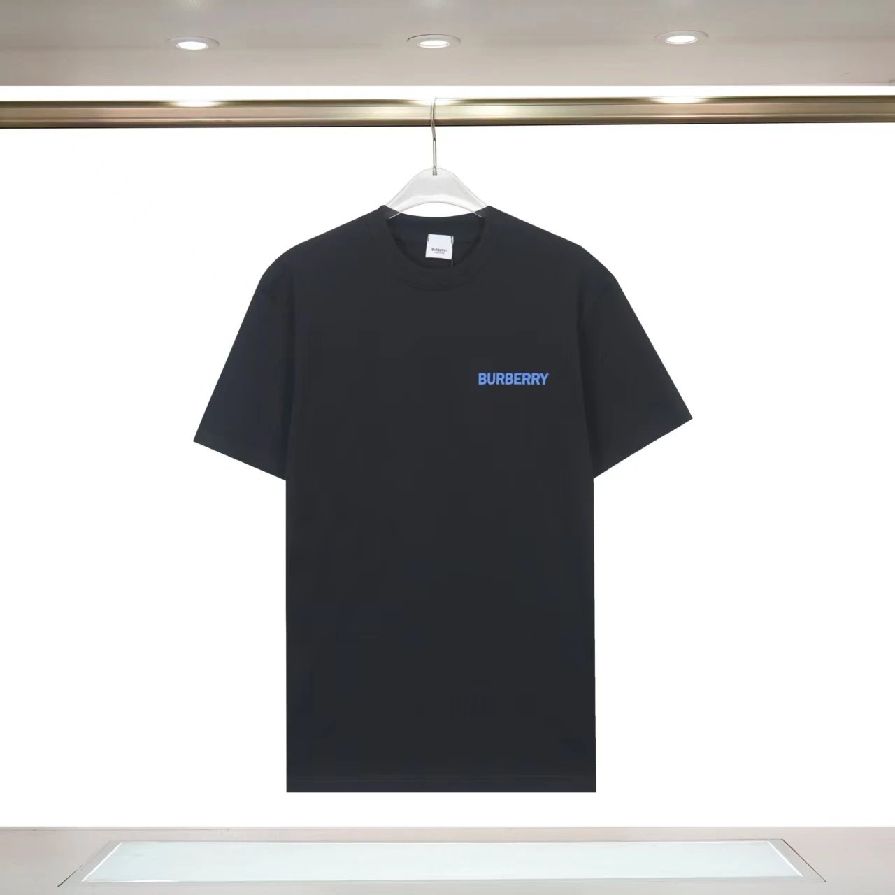 Burberry Tshirt
