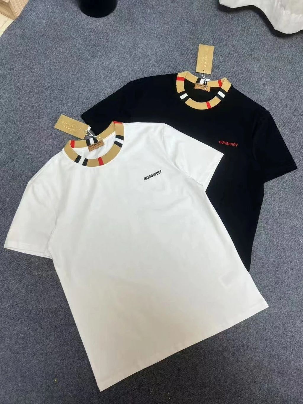 Burberry Tshirt