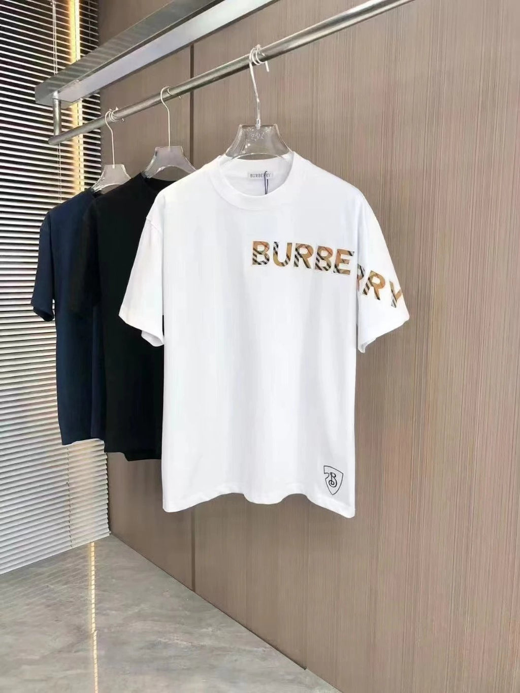Burberry Tshirt