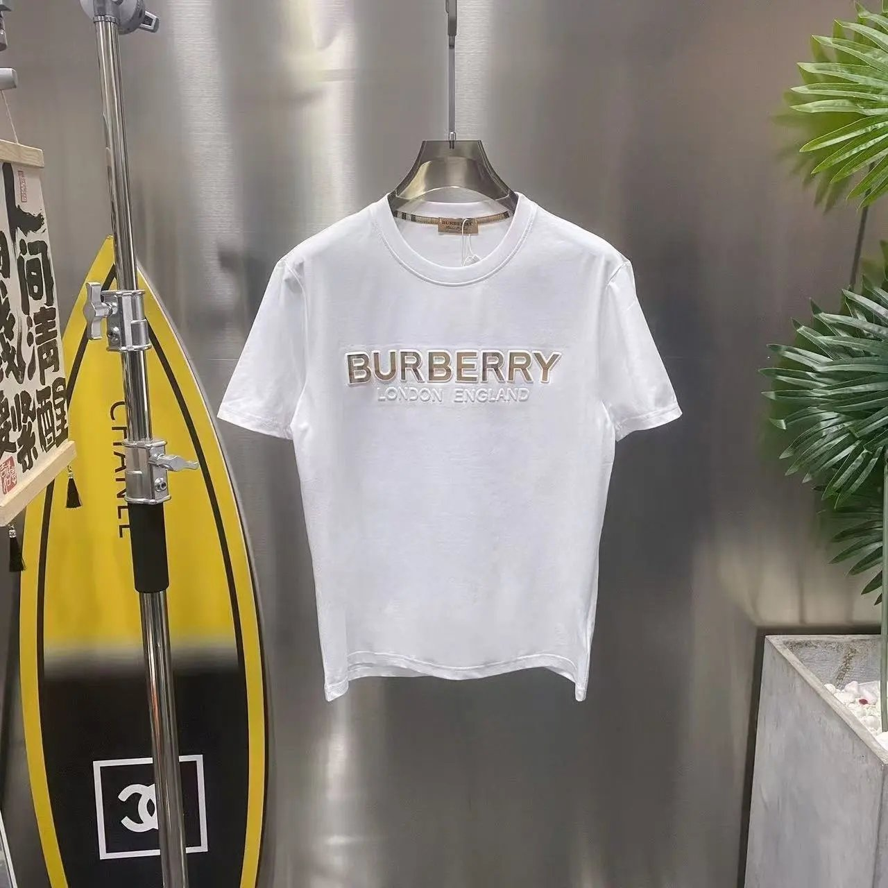 Burberry Tshirt