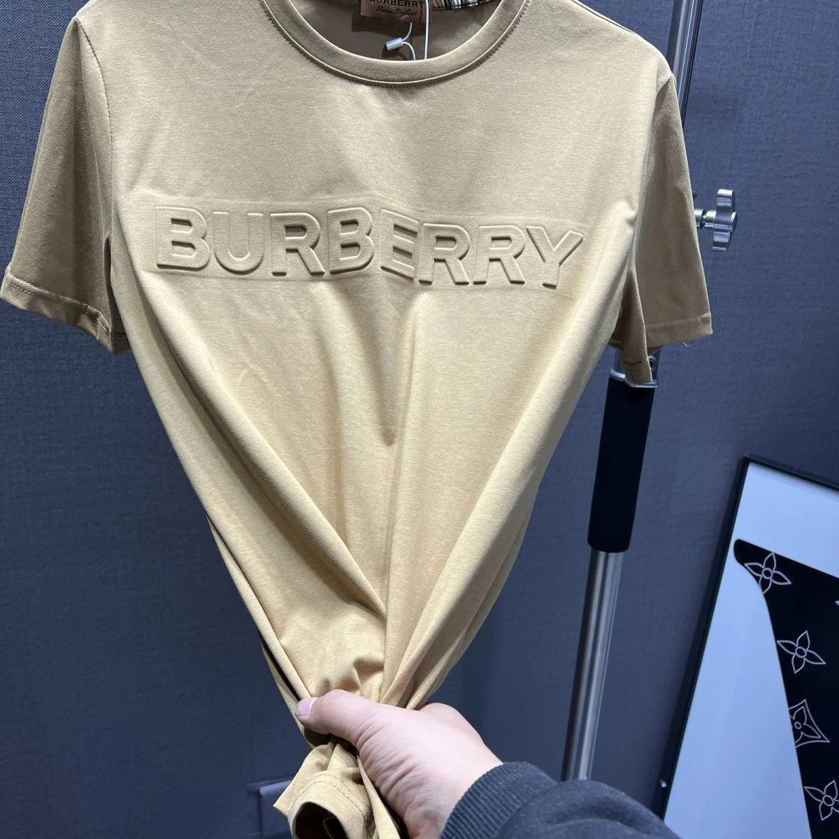 Burberry Tshirt
