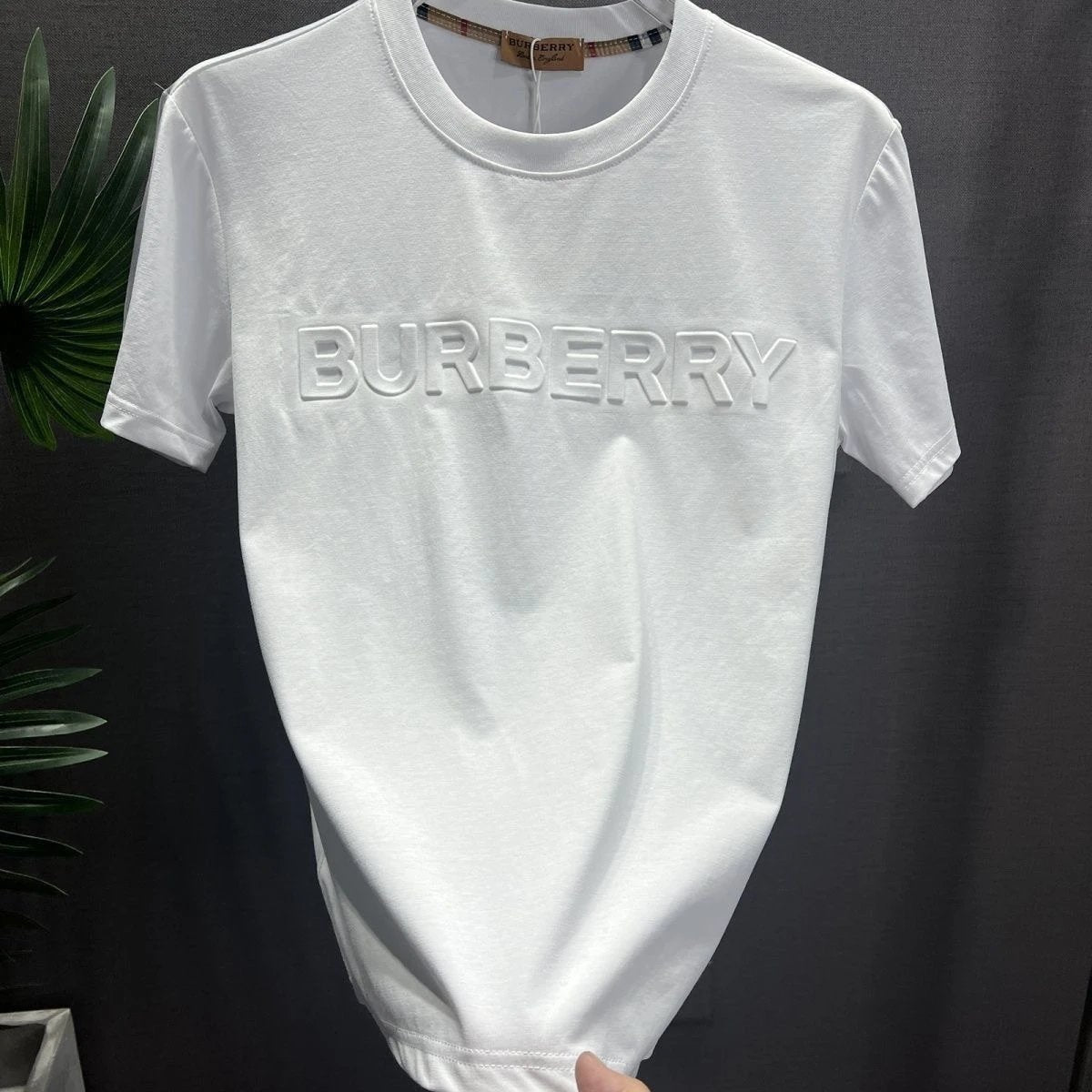 Burberry Tshirt