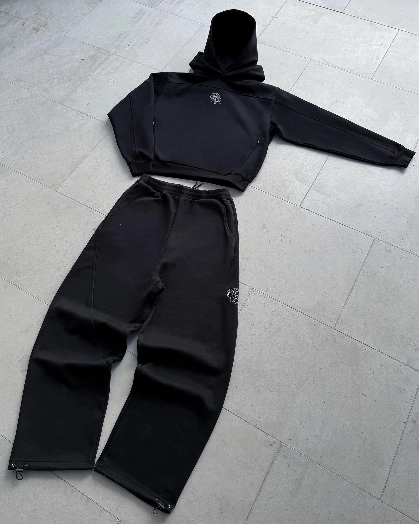 Merta Tracksuit