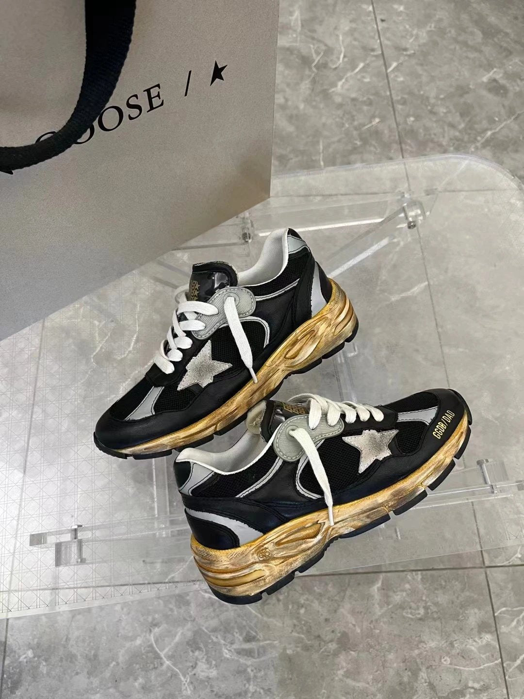 GoldenGoose