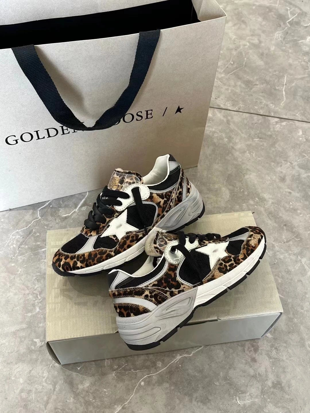 GoldenGoose
