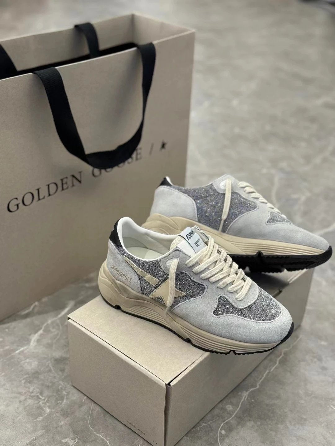 GoldenGoose