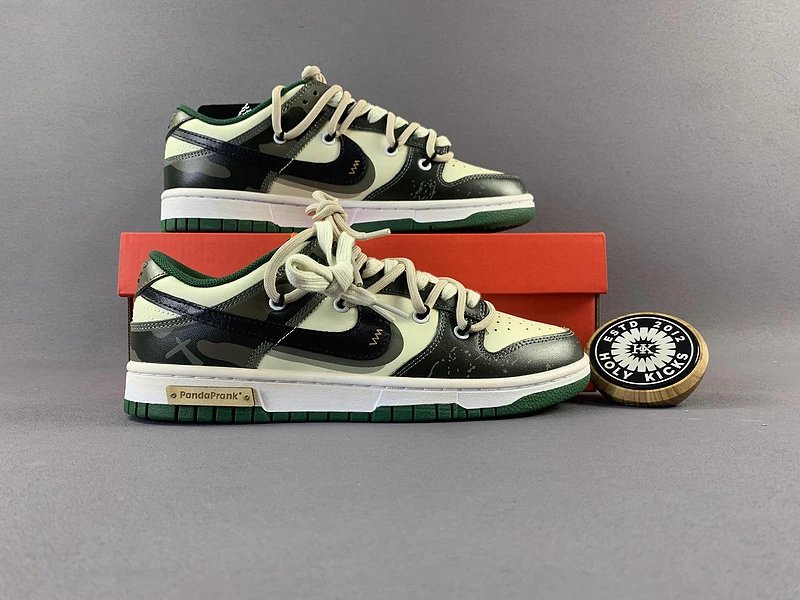 Nike Dunk Low Special Sneaker