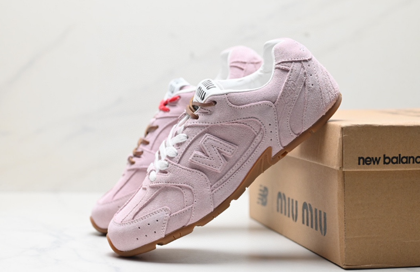 NewBalance MIUMIU !