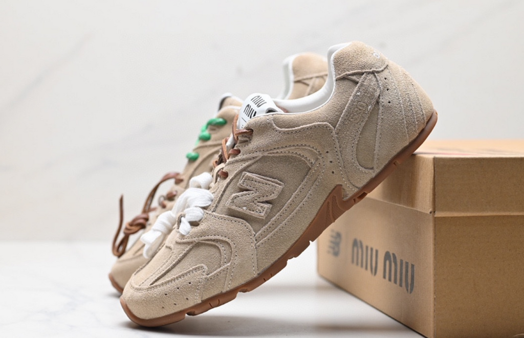 NewBalance MIUMIU !