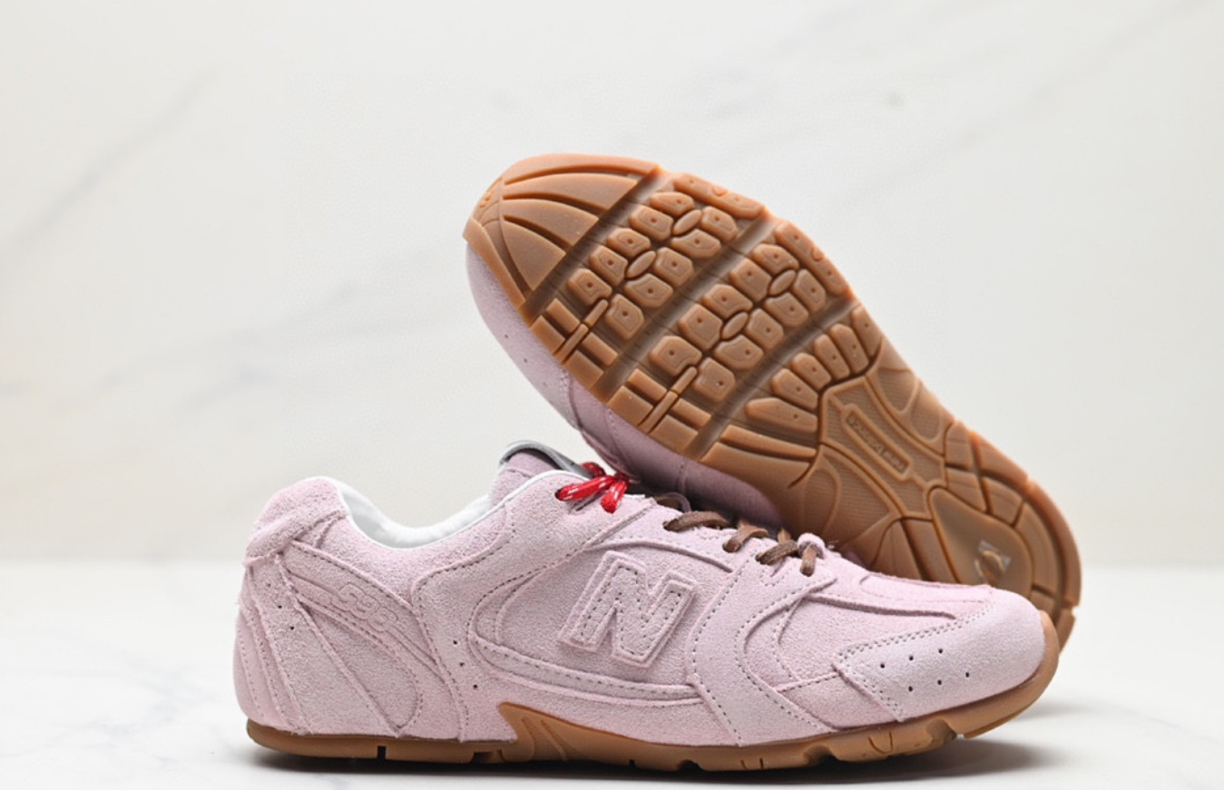 NewBalance MIUMIU !