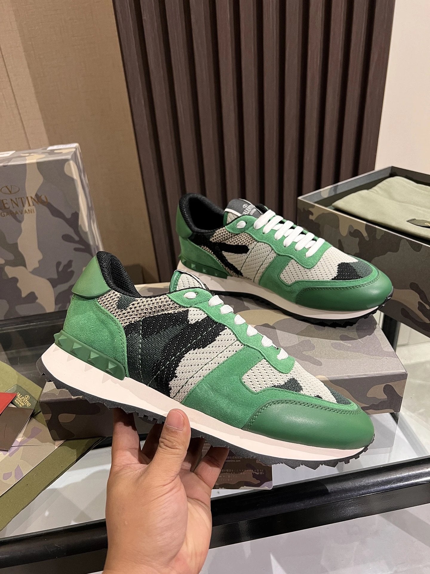 Valentino Sneaker
