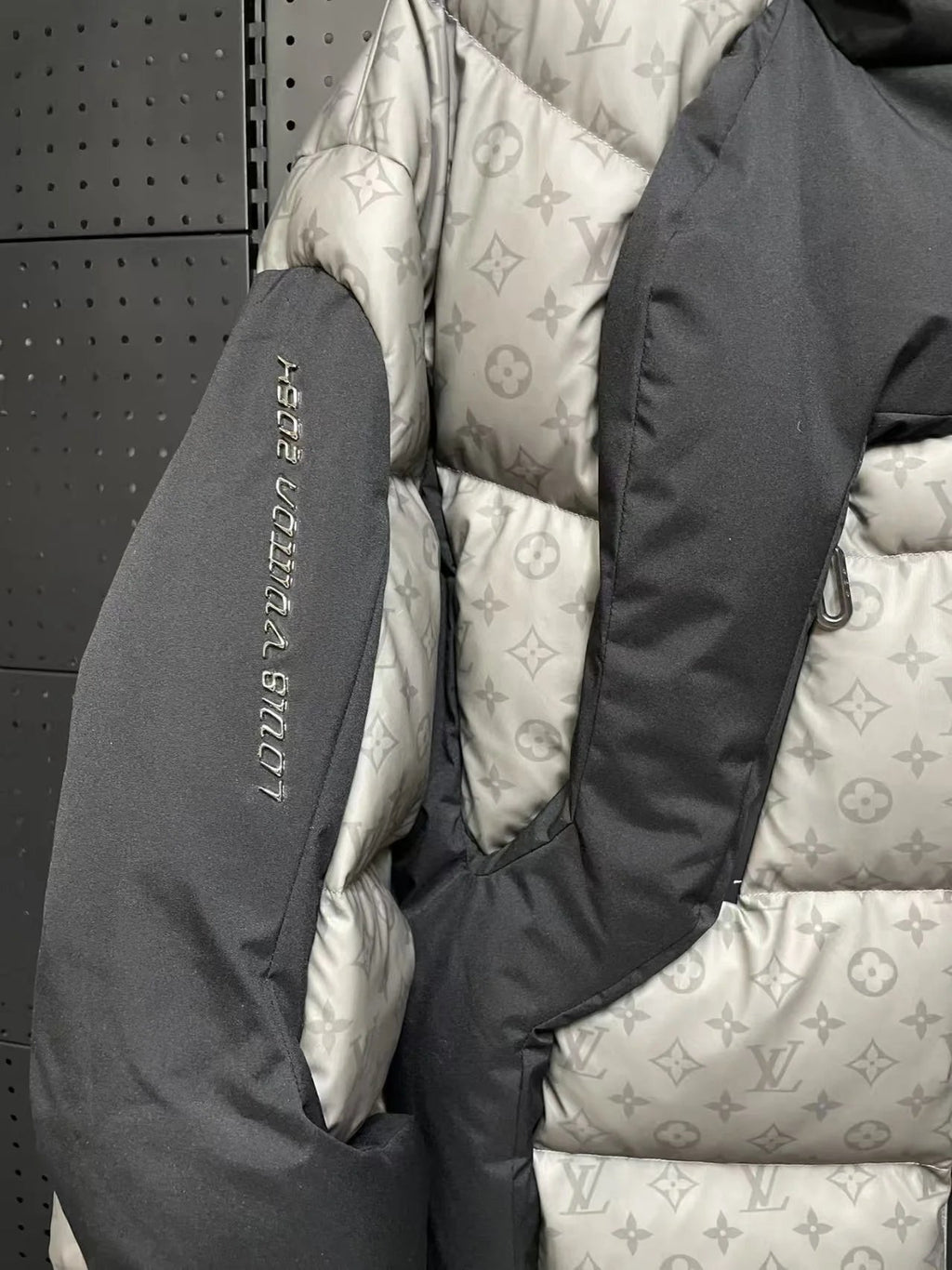 LV Daumenjacke High Qualiti