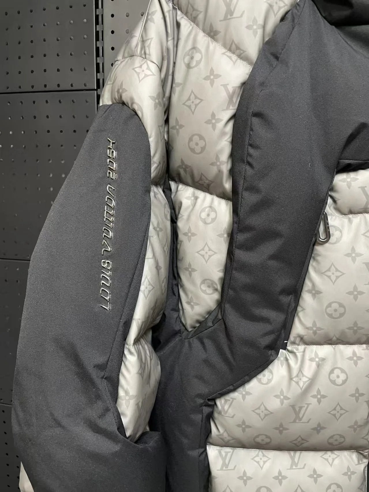 LV Daumenjacke High Qualiti
