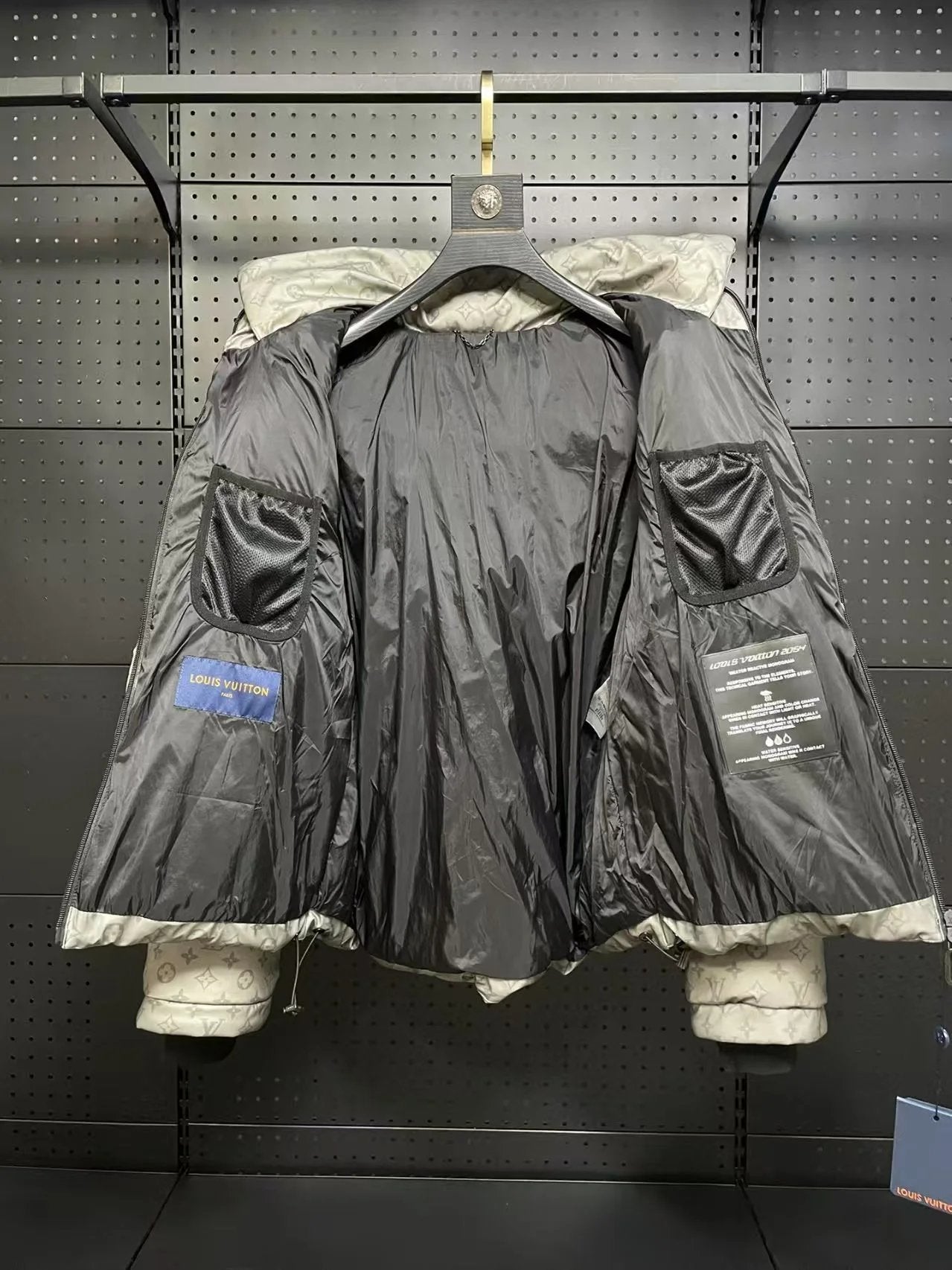 LV Daumenjacke High Qualiti