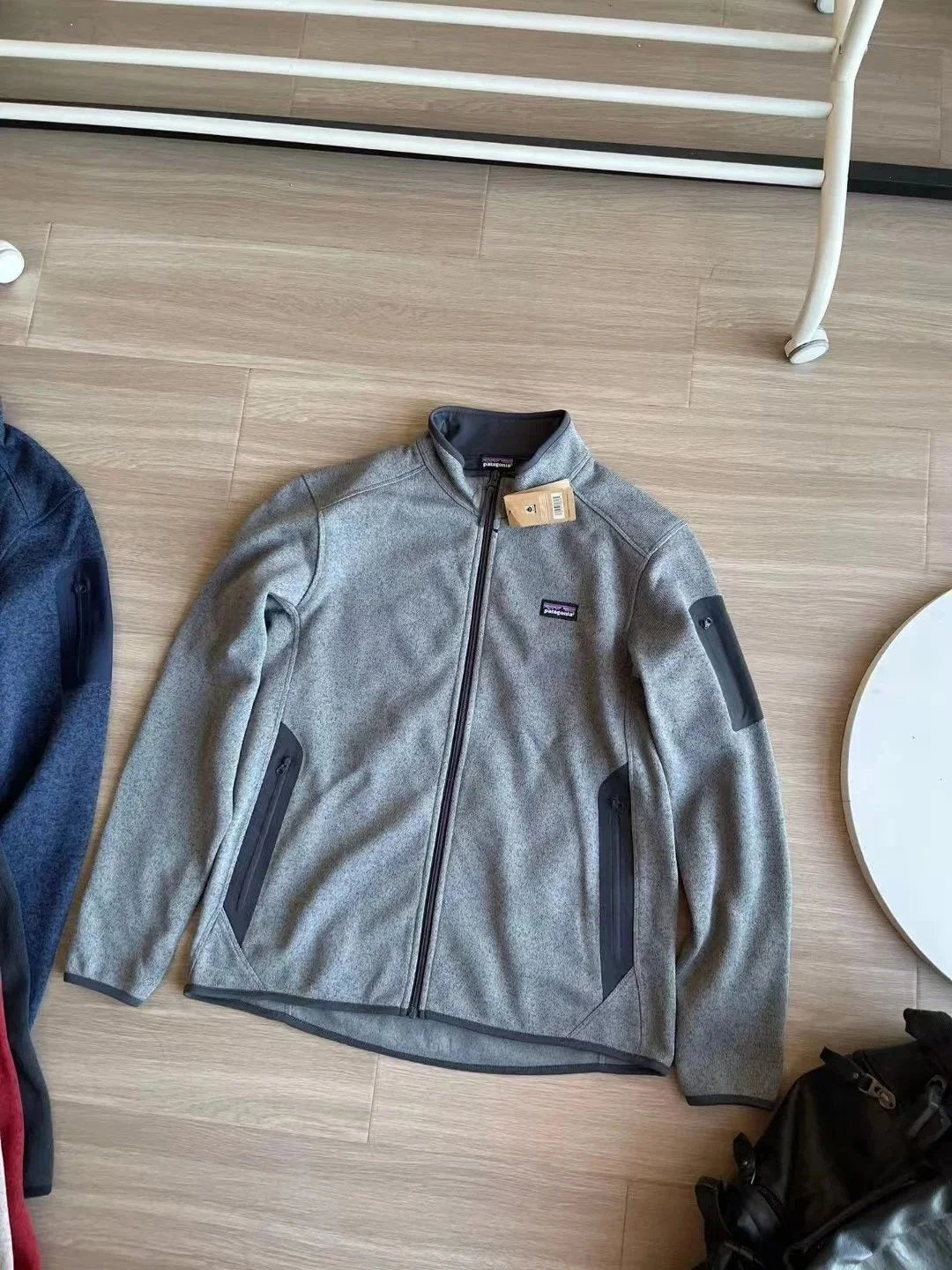 Outdoor knitted fleece hooded cardigan composite fabric for couples