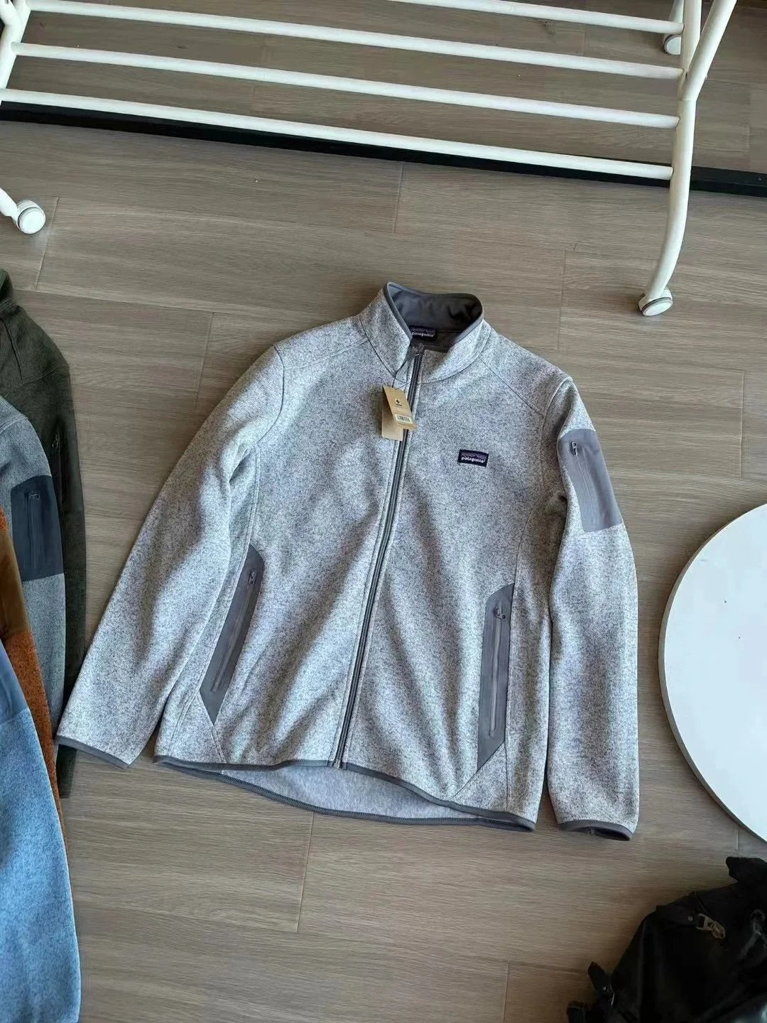 Outdoor knitted fleece hooded cardigan composite fabric for couples