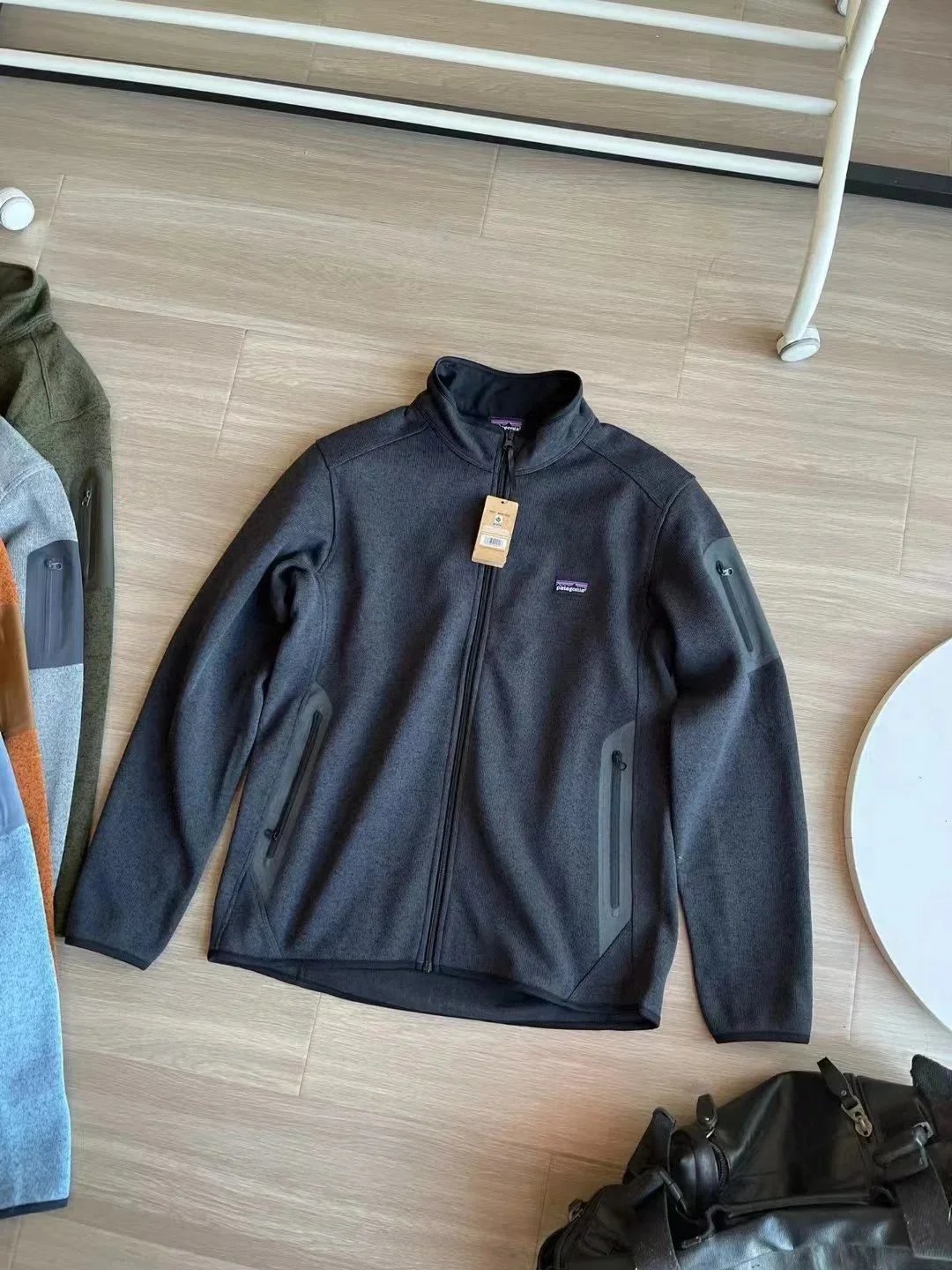 Outdoor knitted fleece hooded cardigan composite fabric for couples